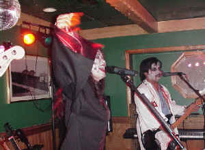 mike_veronne_2.jpg (119938 bytes)