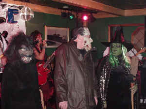 contest_2.jpg (122591 bytes)